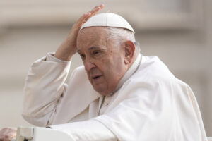 Vaticano, Papa: “Cristiano senza coraggio è un cristiano inutile”