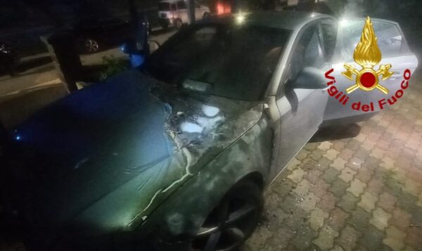 Sassari, incendiata l’auto del sindaco di Nule: è atto doloso