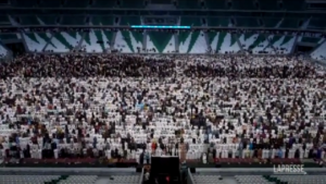 Qatar, stadio dei Mondiali pieno per celebrazioni fine Ramadan