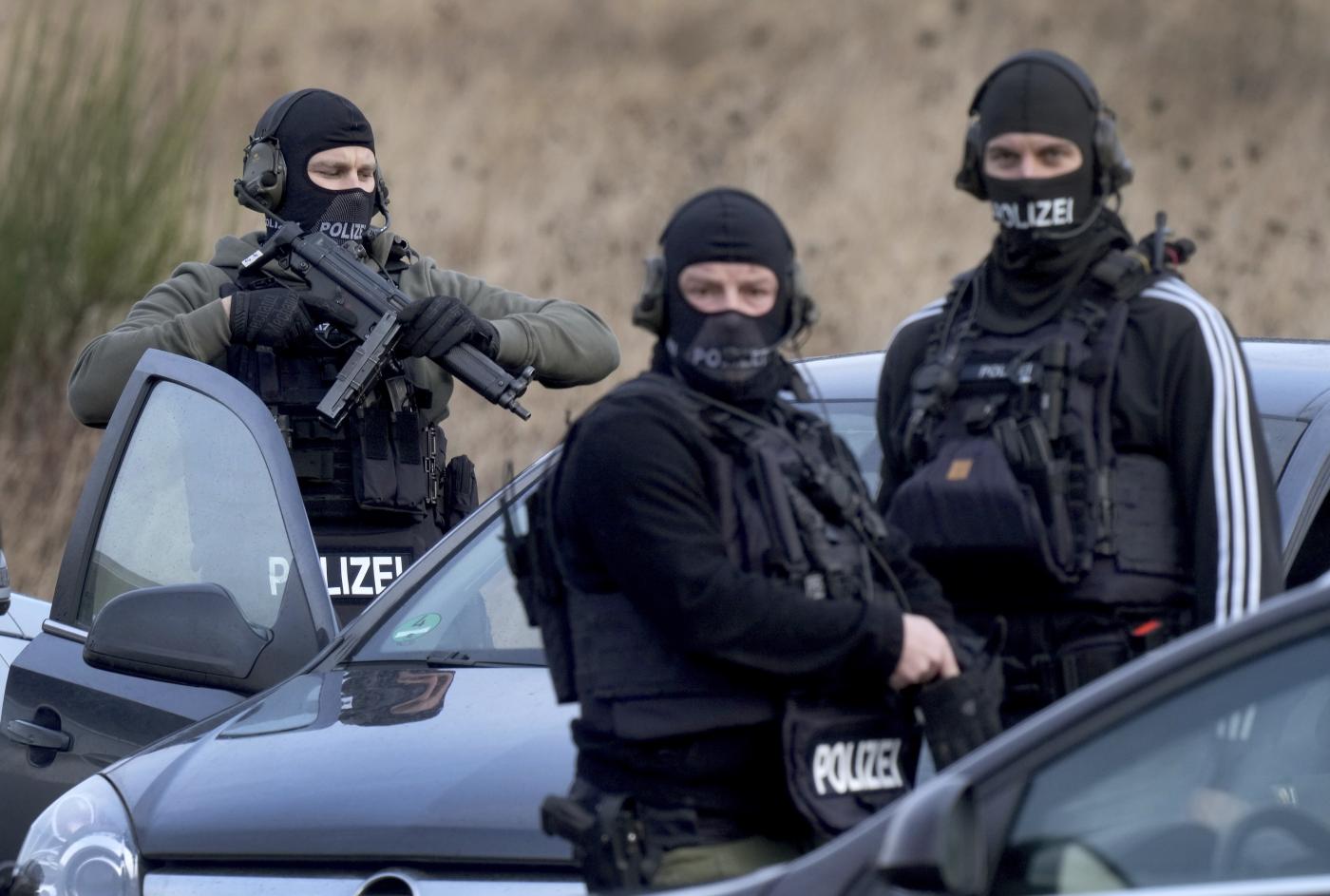 Germania, pianificavano attacco terroristico: arrestati quattro minori