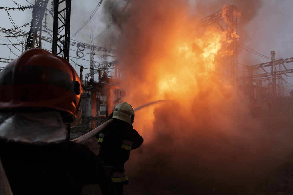 Ucraina, blackout in varie regioni per gli attacchi russi Ucraina, blackout in varie regioni per gli attacchi russi