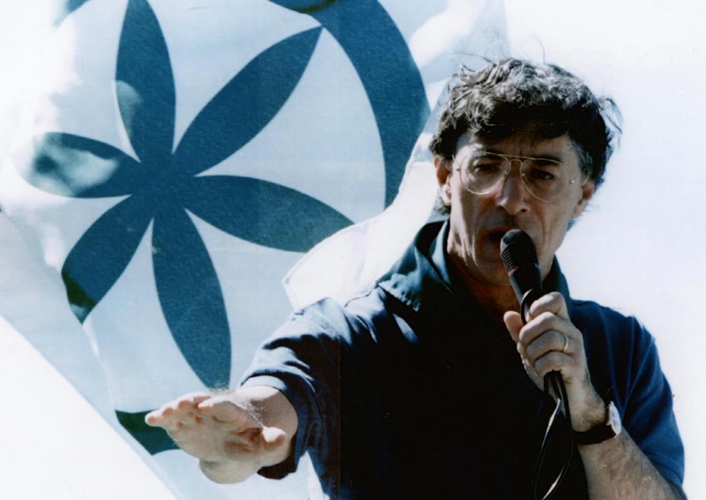 Lega, dalla secessione di Bossi al partito nazionale di Salvini: i 40 anni del Carroccio