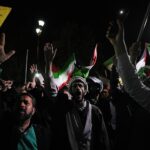 Iran, lanciati oltre 300 tra droni e missili. Israele: “Confronto con Teheran non è ancora finito”