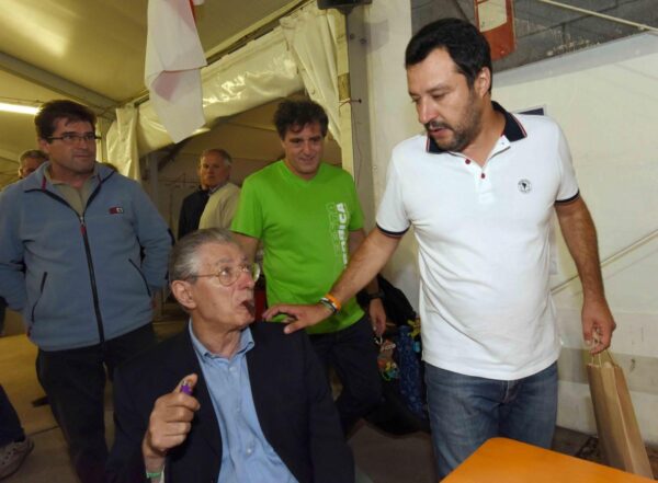 Salvini e Bossi alla festa della Lega di Torre Boldone