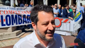 Salvini ai 40 anni della Lega: “Parole Bossi? Abituato, a lui tutto è permesso”