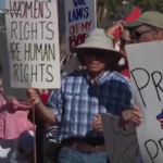 Arizona, manifestazione pro aborto a Scottsdale