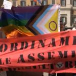 Aborto, sit-in di protesta contro emendamento Fdi: “Fuori pro vita dai consultori”