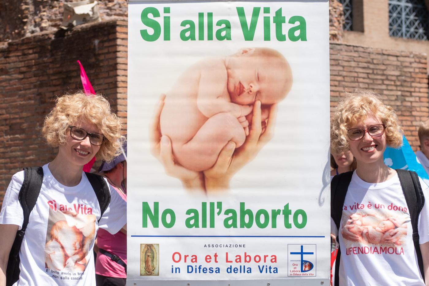 Aborto, Pro Vita Famiglia: “Non entreremo nei consultori”