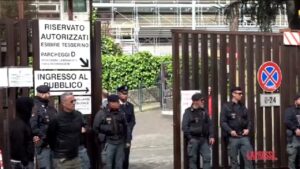 Roma, studenti in protesta davanti al Tribunale dopo gli scontri alla Sapienza