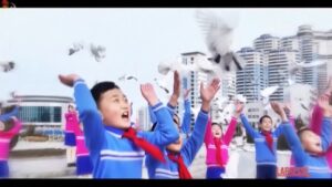 Corea del Nord, in tv la canzone dedicata a Kim Jong Un