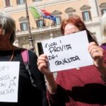 Aborto, maggioranza divisa su odg Pd: 15 deputati Lega si astengono