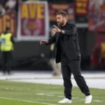 Roma, Friedkin annuncia rinnovo De Rossi: “Sarà allenatore del futuro”