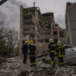 Ucraina, raid russo su Chernihiv: strage di civili. Nuovo attacco a centrale Zaporizhzhia