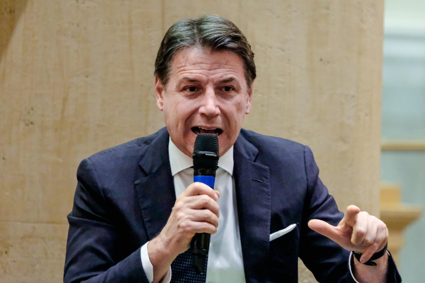 Pd-M5S, Conte: “Lavoriamo per unità ma questione morale non si può ignorare”