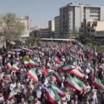 Teheran, manifestanti in piazza: “Morte a Israele”