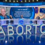 Sette uomini parlano di aborto a ‘Porta a Porta’
