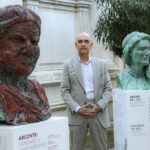 Venezia, le ‘Teste Elleniche’ dello scultore George Petrides: le foto