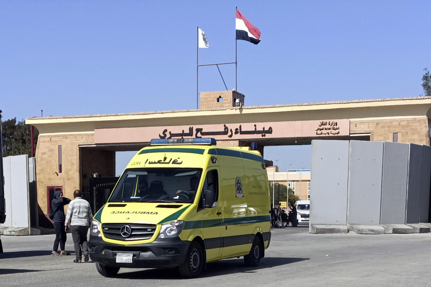 Iraq, colpita base militare filo-iraniana. Raid israeliano a Rafah: 9 morti