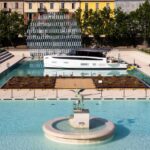 Fuori Salone, Azimut Yacht porta una barca ai Bagni Misteriosi