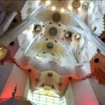 Barcellona, la Sagrada Familia celebra Sant Jordi con l’intelligenza artificiale