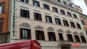 Roma, cinque intossicati in hotel Barberini: albergo evacuato