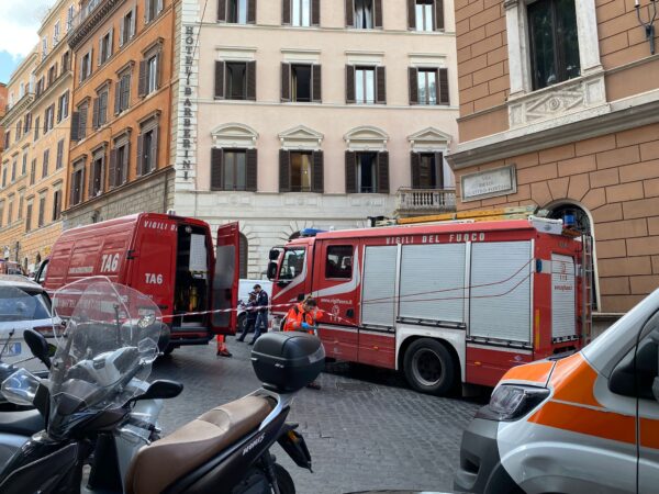 Roma, evacuato hotel Barberini: 5 persone intossicate