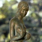 Statua sulla maternità, dopo lo stop a Milano l’opera arriverà in Senato dal 6 maggio
