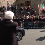 25 aprile, Mattarella accolto da applausi a Civitella in Val di Chiana