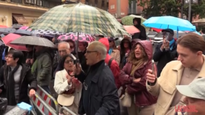 25 aprile, a Napoli la piazza intona ‘Bella Ciao’