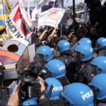 Venezia, manifestazione contro ticket ingresso a città: scontri con la polizia