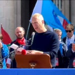 25 aprile, Antonio Scurati a Milano legge il monologo cancellato dalla Rai