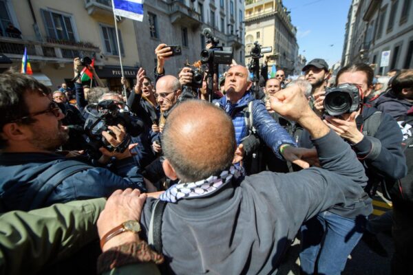 Corteo per la 79ma festa della Liberazione a Milano