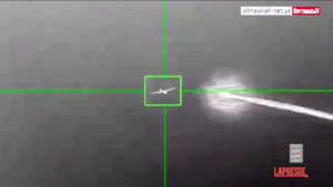 Yemen, ribelli Houthi mostrano il video di un altro drone Usa abbattuto