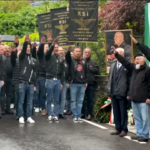 Fascismo, saluti romani alla commemorazione di Mussolini a Mezzegra