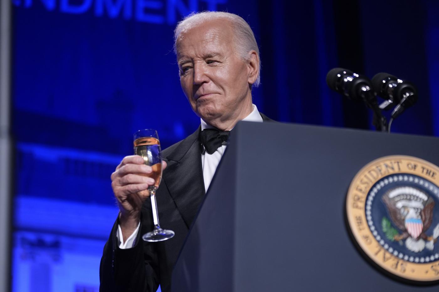 Usa 2024, Biden: “Sono un uomo adulto che corre contro un bambino di sei anni”
