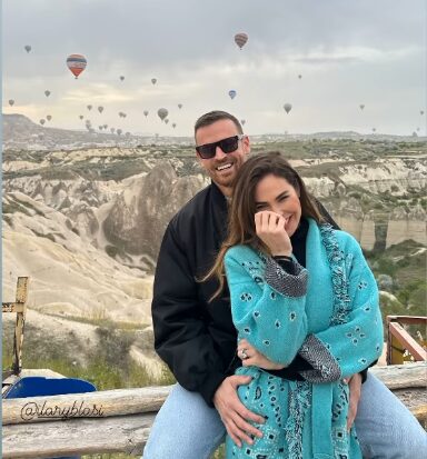 Ilary Blasi in Cappadocia con i figli e Bastian Muller