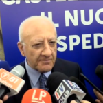 Europee, Vincenzo De Luca: “Giorgia? Era Leonardo che si faceva chiamare solo con il nome”