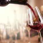 Milano, detersivo al posto del vino al ristorante: grave donna 51enne