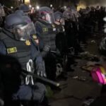 Proteste pro Gaza, polizia rimuove barricate e inizia a sgomberare manifestanti Università California
