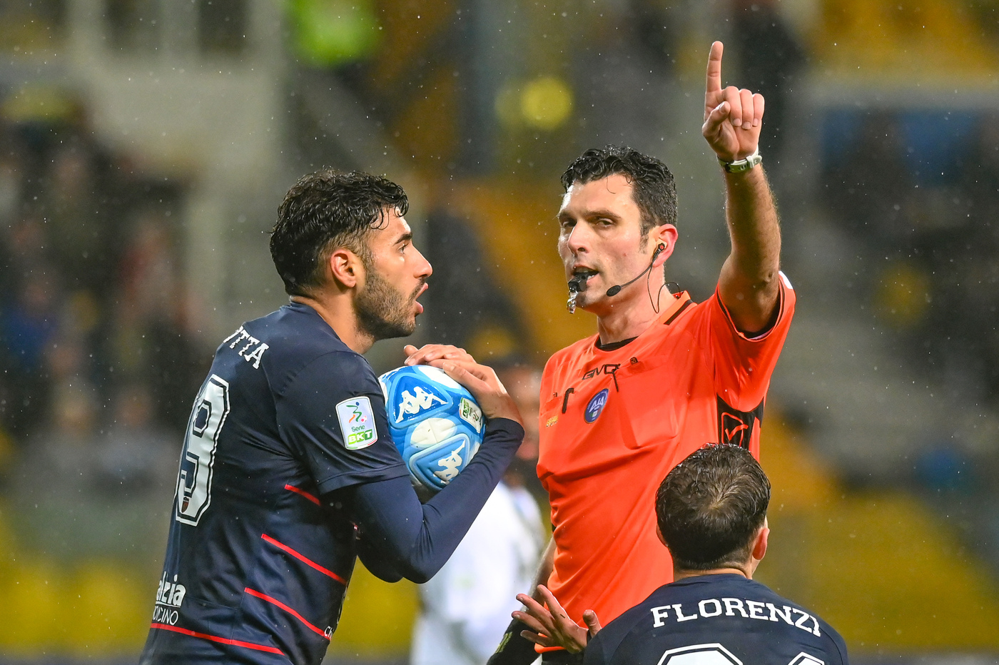 L’arbitro Manuel Volpi si dimette: “Lascio per un serio problema personale”