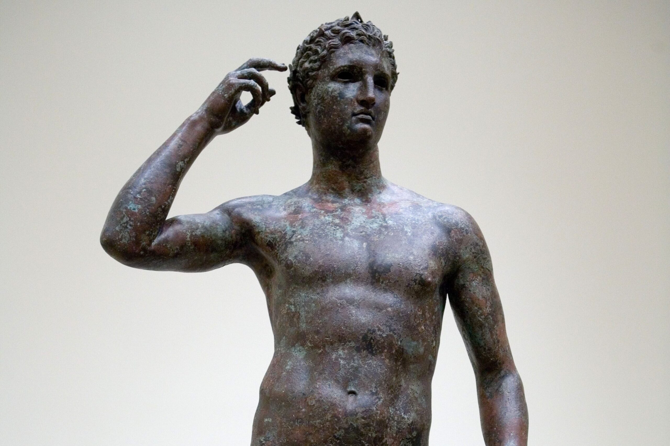La Corte Ue al Getty Museum di Malibu: “Statua di Lisippo va restituita all’Italia”