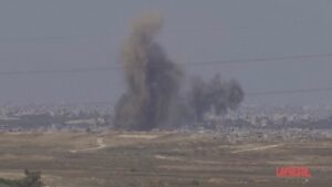 Gaza, fumo ed esplosioni nel sud dopo raid Idf