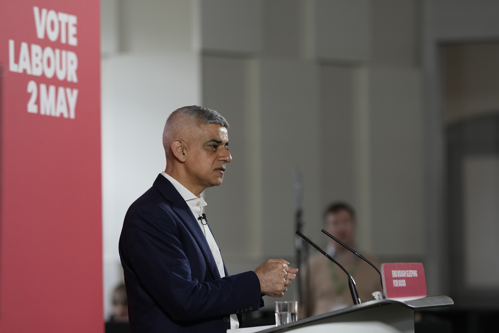 Londra, Sadiq Khan rieletto sindaco per terzo mandato Londra, Sadiq Khan rieletto sindaco per terzo mandato