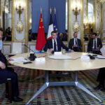 Cina-Ue, Xi Jinping a Parigi: “Rafforzare coordinamento e restare partner”
