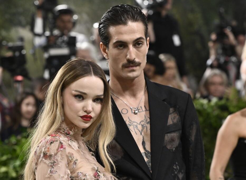 Met Gala 2024, Damiano dei Maneskin sul red carpet con la fidanzata ...