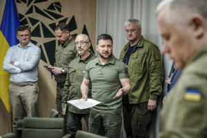 Ucraina, sventato piano russo per assassinare Zelensky