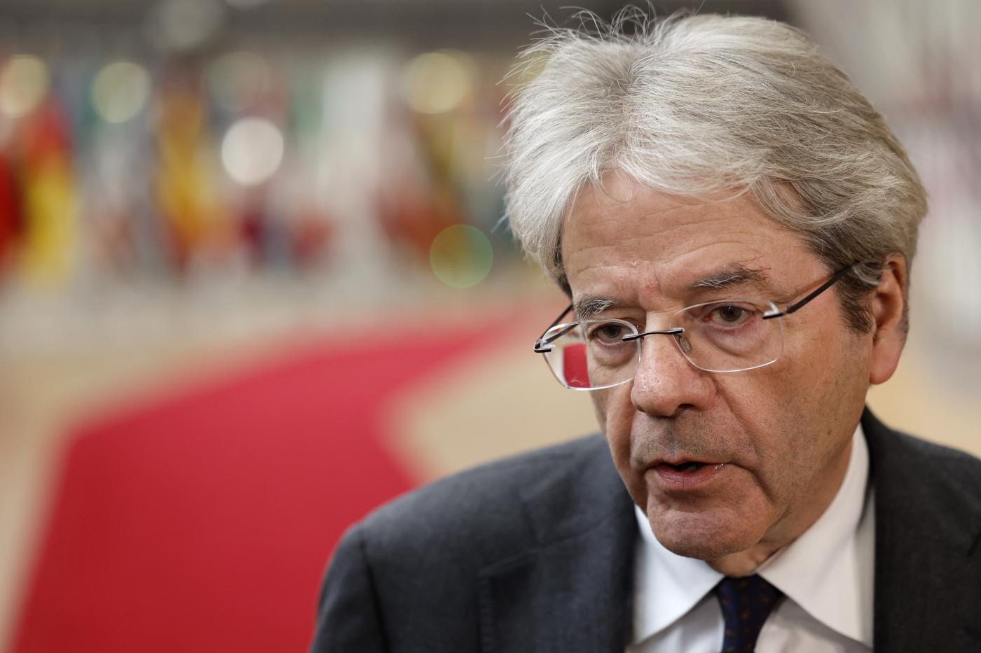 Ue, Gentiloni: “Lecito pensare più di 2 Paesi entrino in procedura di infrazione”