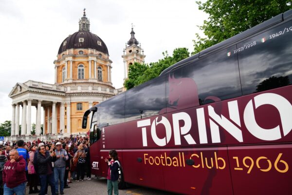 Tragedia Superga, lettera giocatori Torino: “Chiediamo scusa a tifosi”