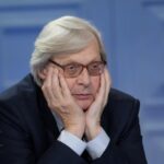 Salone del Libro, Sgarbi: “Cancellata la mia presenza perché candidato alle Europee”