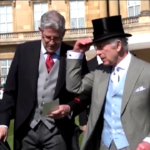 Re Carlo, festa in giardino a Buckingham Palace ma Harry non c’è (anche se è a Londra)